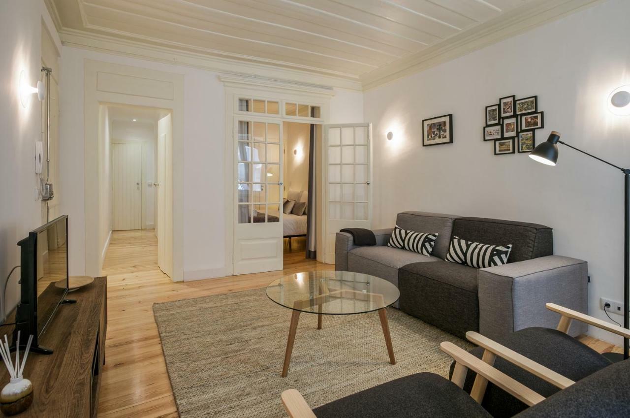Hip Tailor Made Flat In Bairro Alto Appartement Lissabon Buitenkant foto