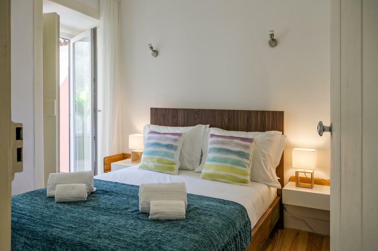 Hip Tailor Made Flat In Bairro Alto Appartement Lissabon Buitenkant foto