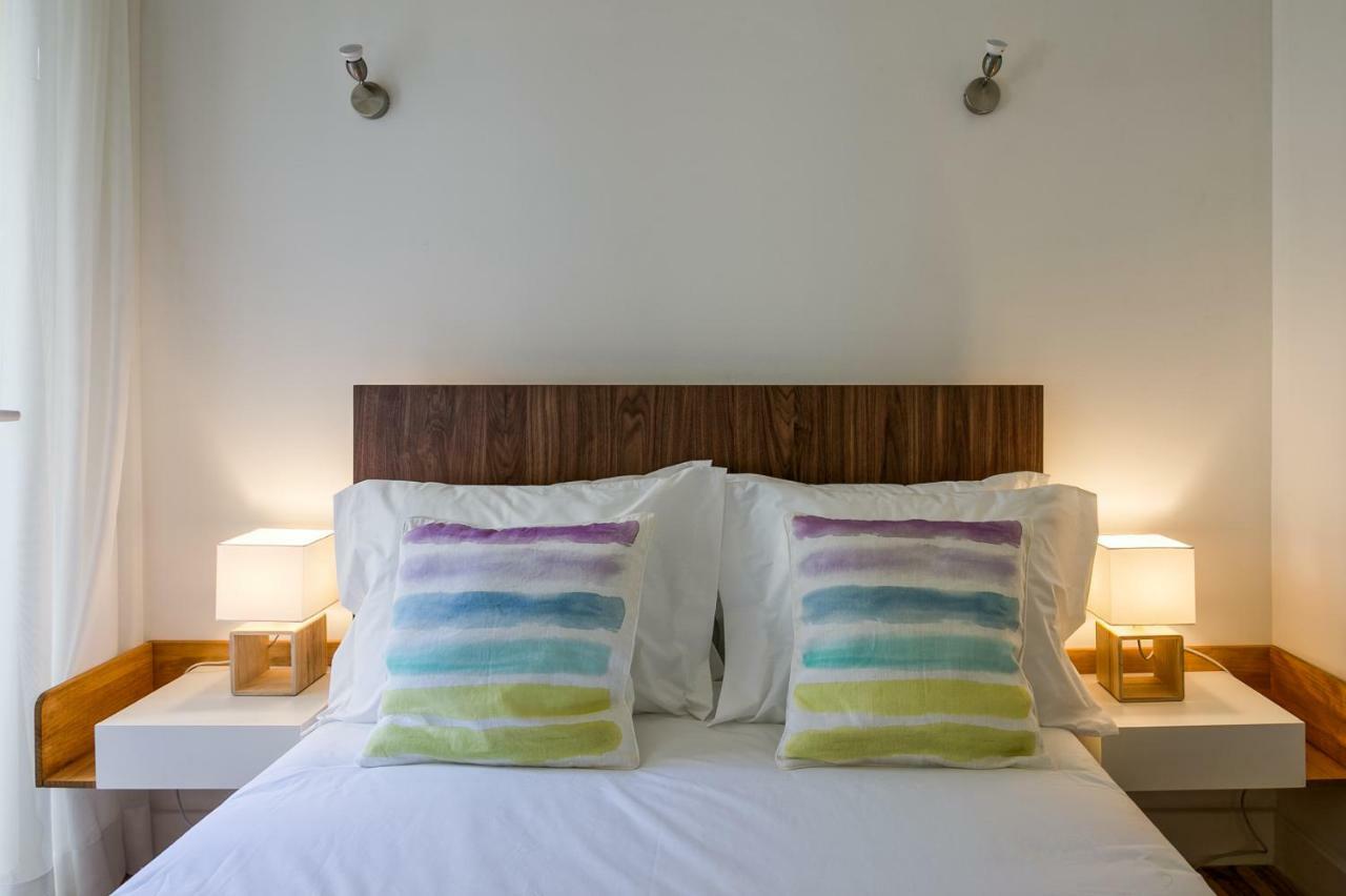 Hip Tailor Made Flat In Bairro Alto Appartement Lissabon Buitenkant foto