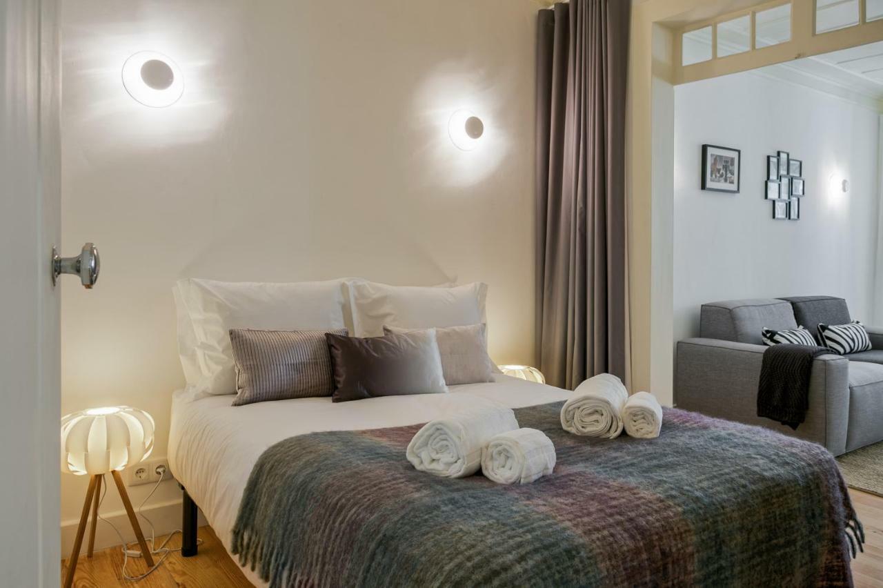 Hip Tailor Made Flat In Bairro Alto Appartement Lissabon Buitenkant foto