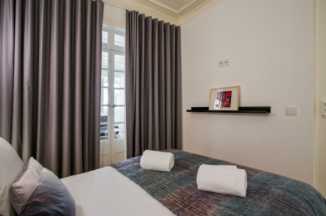 Hip Tailor Made Flat In Bairro Alto Appartement Lissabon Buitenkant foto