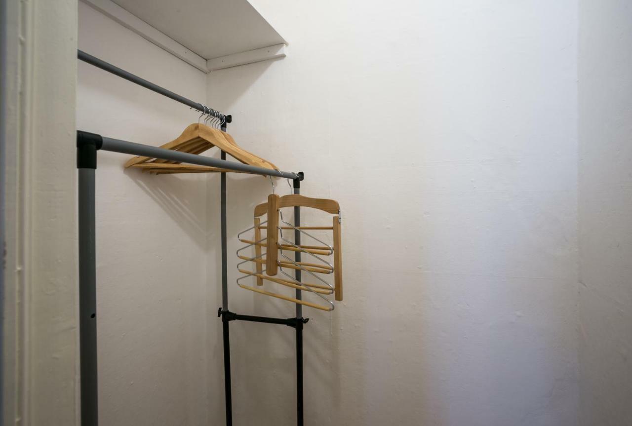 Hip Tailor Made Flat In Bairro Alto Appartement Lissabon Buitenkant foto