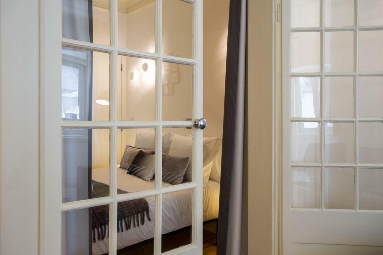 Hip Tailor Made Flat In Bairro Alto Appartement Lissabon Buitenkant foto